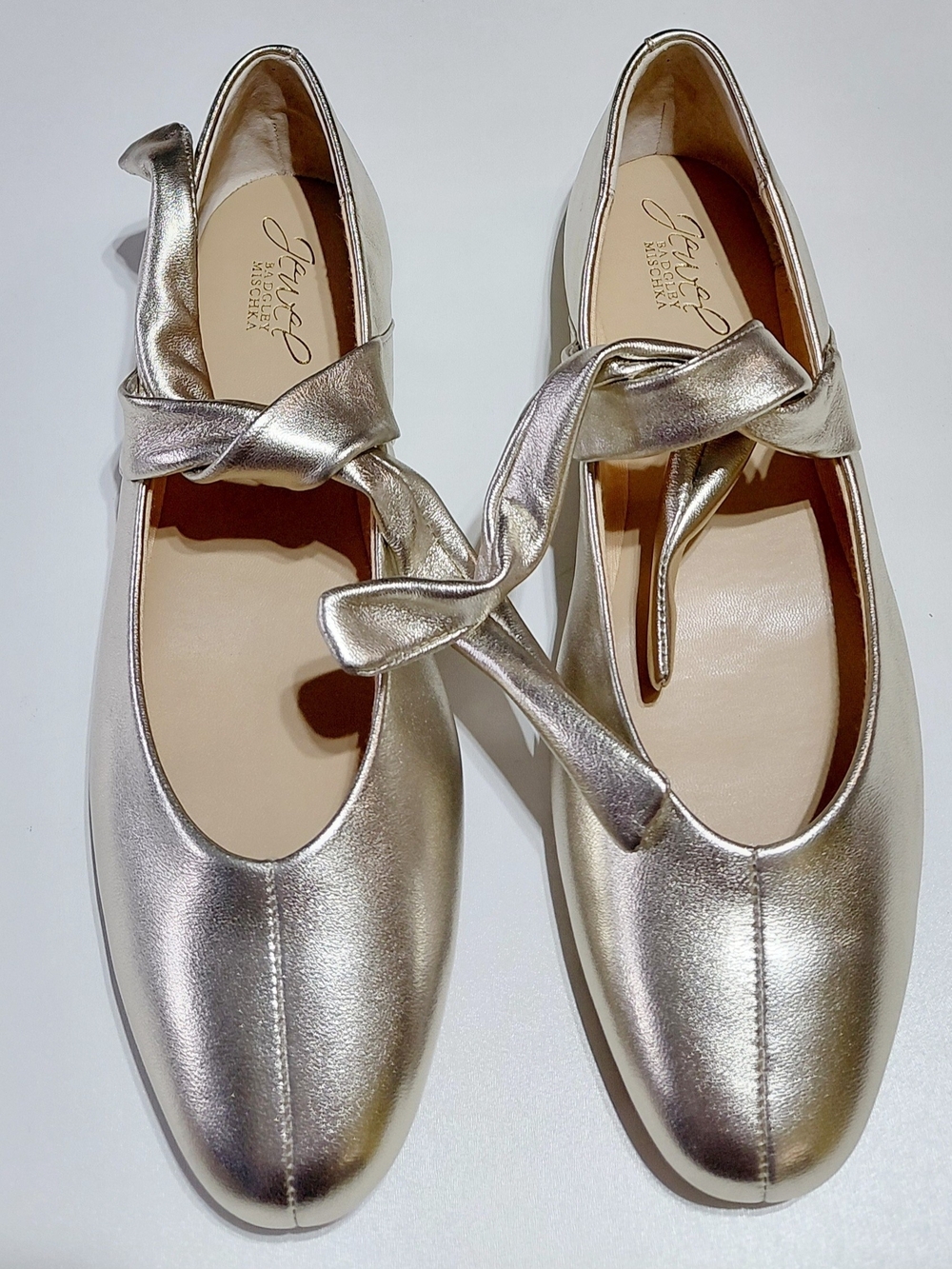 JEWEL BADGLEY MISCHKA Women's Taylore Round Toe Metallic Gold Ballet  Flat Sz 8
